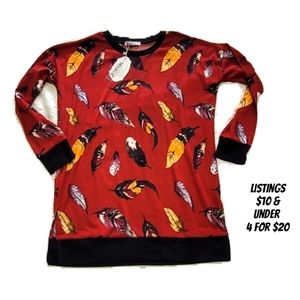 Falling Feathers Longsleeve Size Small Fall Thin Sweater Lightweight Boho Tunic